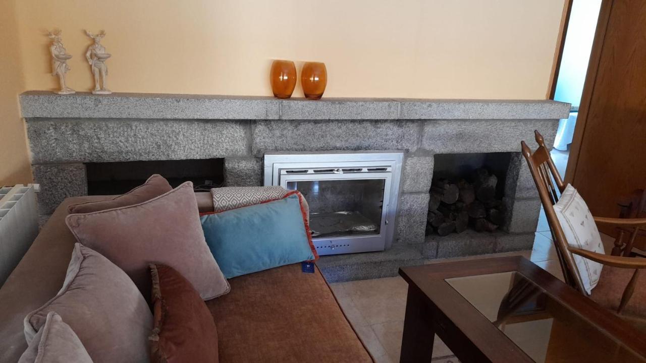 בסריל דה לה סיירה Casa Rural El Abuelo Arturo מראה חיצוני תמונה
