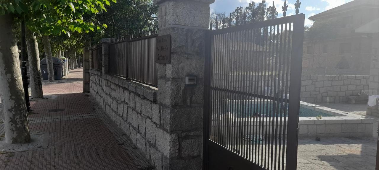 בסריל דה לה סיירה Casa Rural El Abuelo Arturo מראה חיצוני תמונה