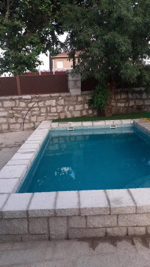בסריל דה לה סיירה Casa Rural El Abuelo Arturo מראה חיצוני תמונה