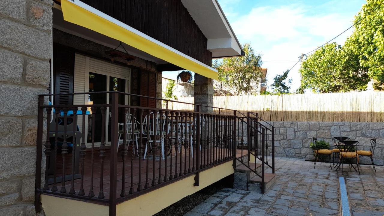 בסריל דה לה סיירה Casa Rural El Abuelo Arturo מראה חיצוני תמונה